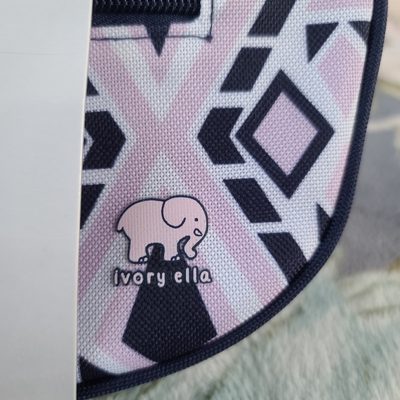 Ivory Ella's By Comair Patterned Hip Pack - Picture 4 of 5